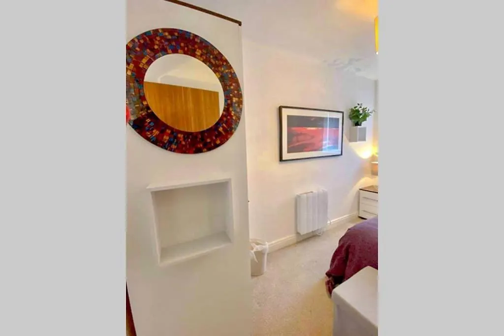 Chester City Centre Waterfront Apartment