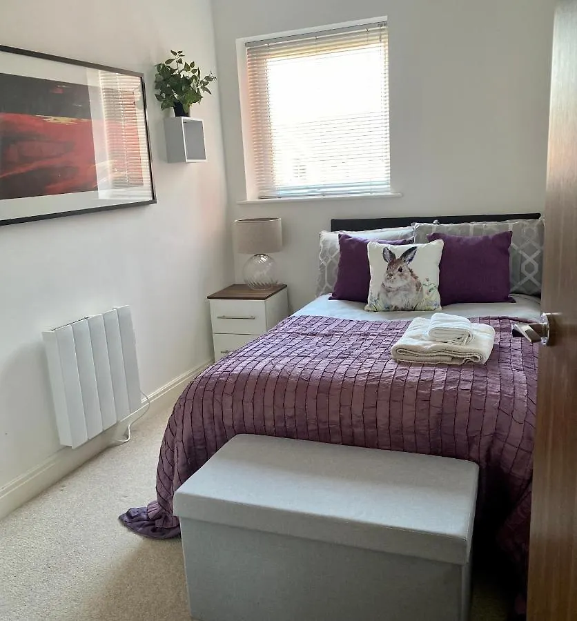 Chester City Centre Waterfront Apartment
